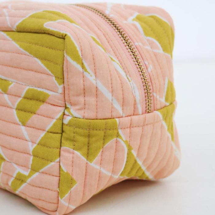 Cosmetic & Toiletry Bags Margarita Dopp Kit - Peach